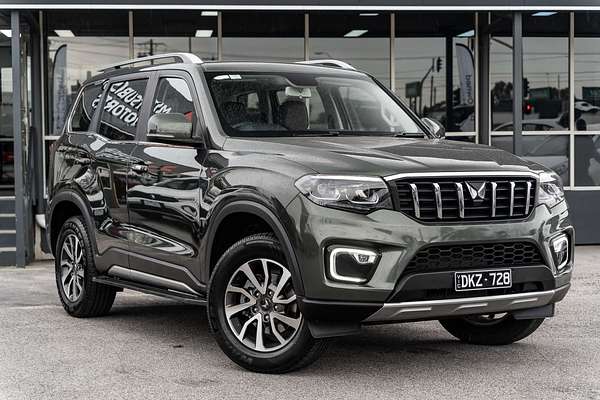 2023 Mahindra Scorpio Z8