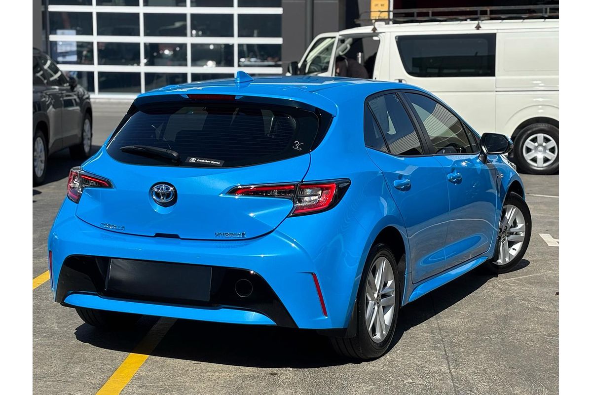 2022 Toyota Corolla Ascent Sport Hybrid ZWE211R