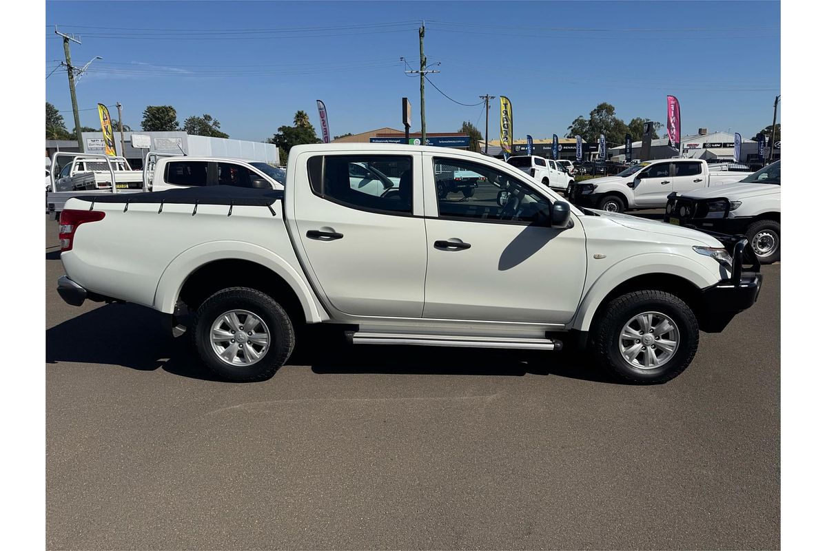 2016 Mitsubishi Triton GLX PLUS (4x4) MQ MY16 UPGRADE 4X4
