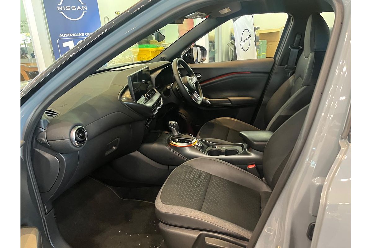 2025 Nissan JUKE ST-L F16