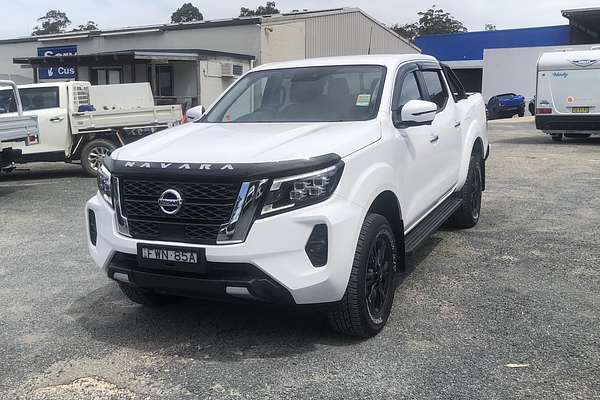 2025 Nissan Navara ST D23 4X4