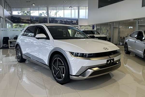 2025 Hyundai IONIQ 5 DYNAMIQ NE.V5