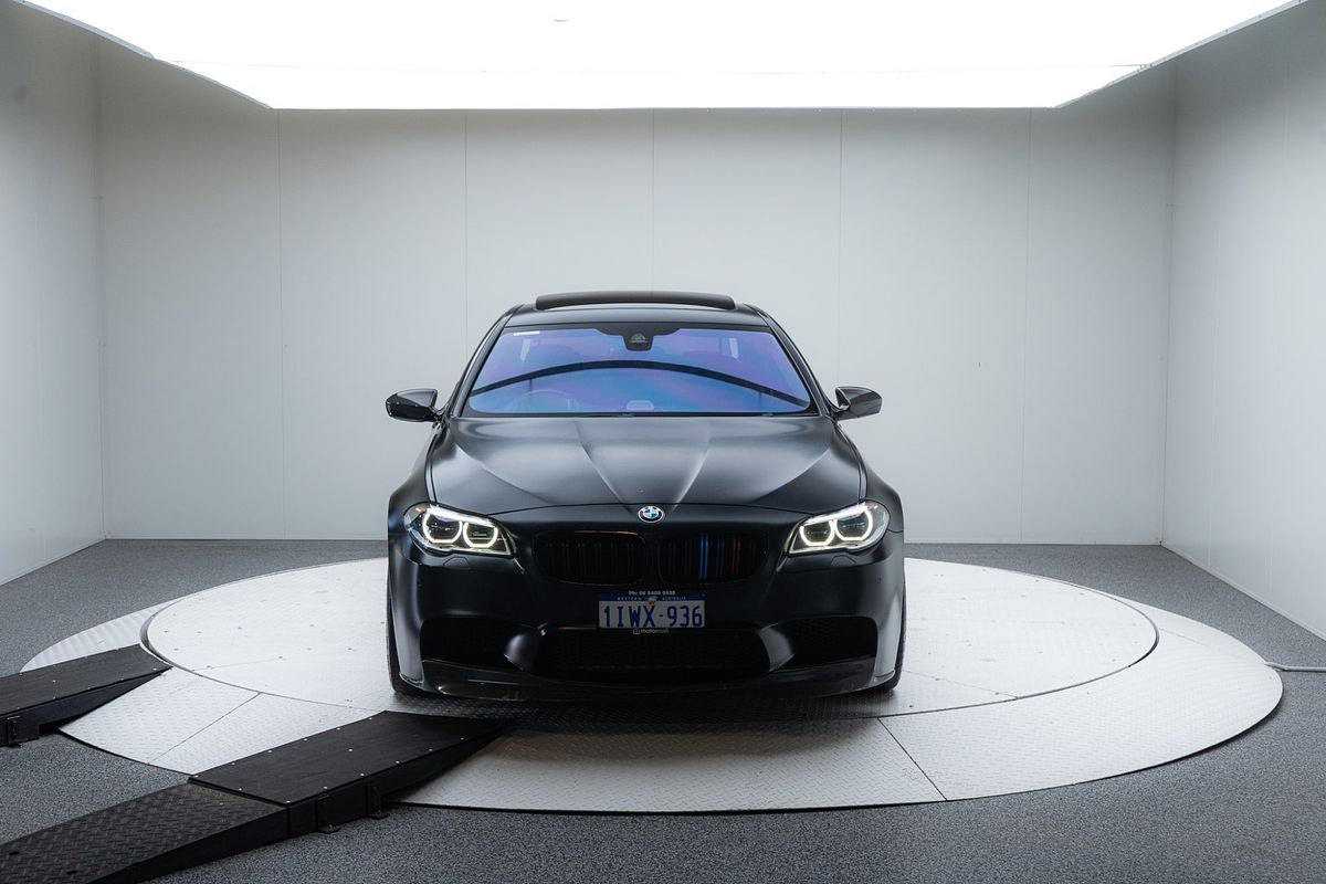 2015 BMW M5 F10 LCI