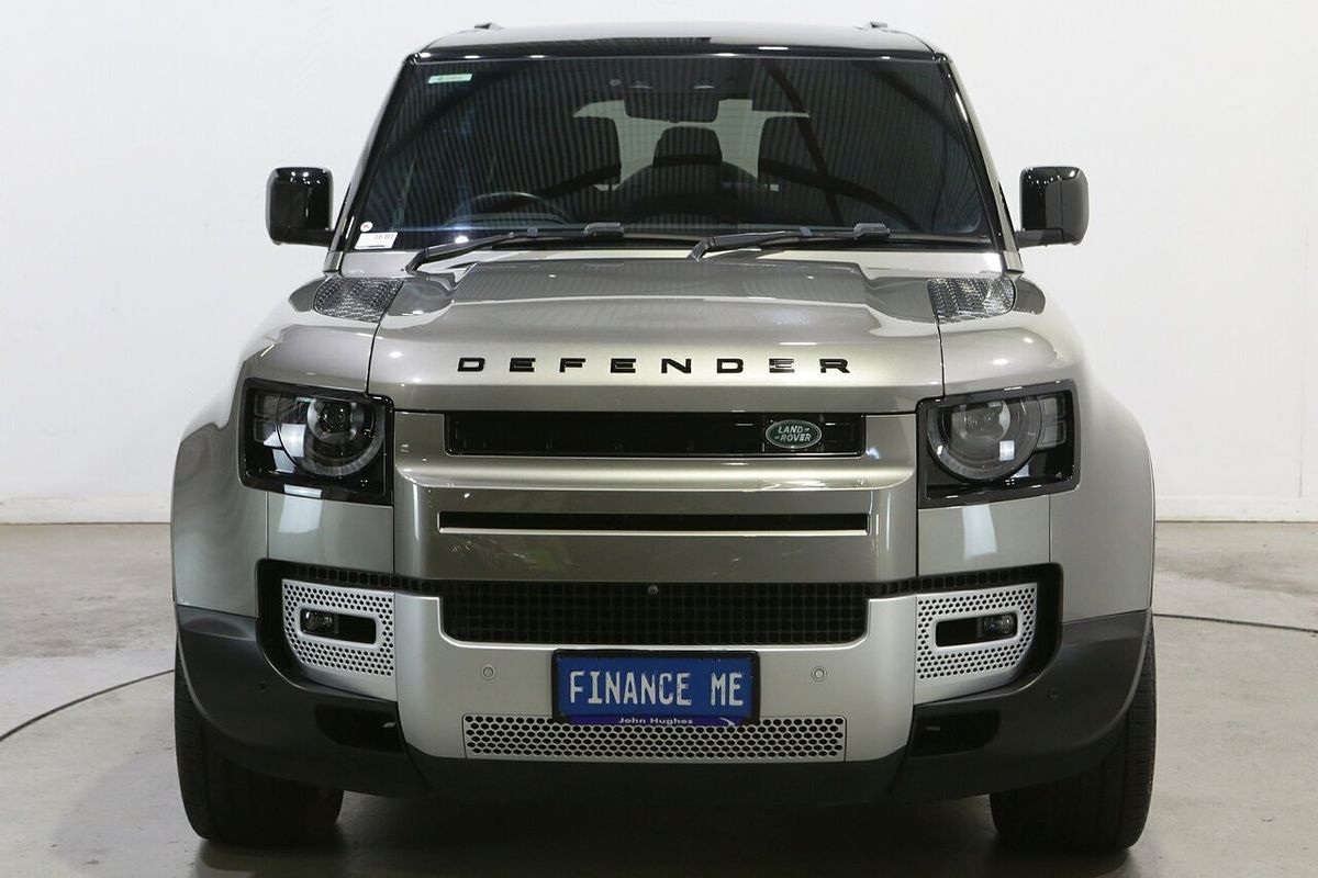 2023 Land Rover Defender 130 P400 SE L663