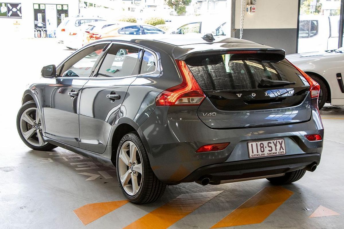 2013 Volvo V40 T4 Luxury