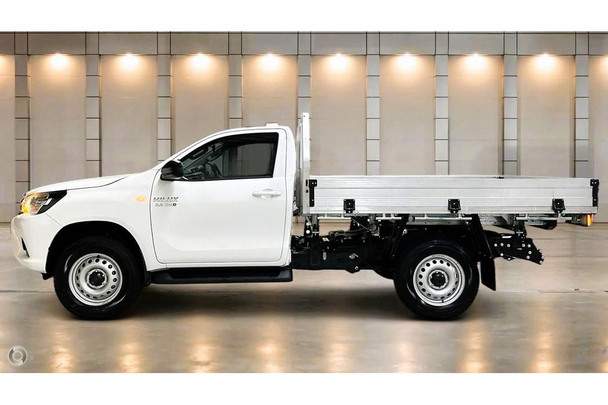 2025 Toyota Hilux SR GUN126R 4X4