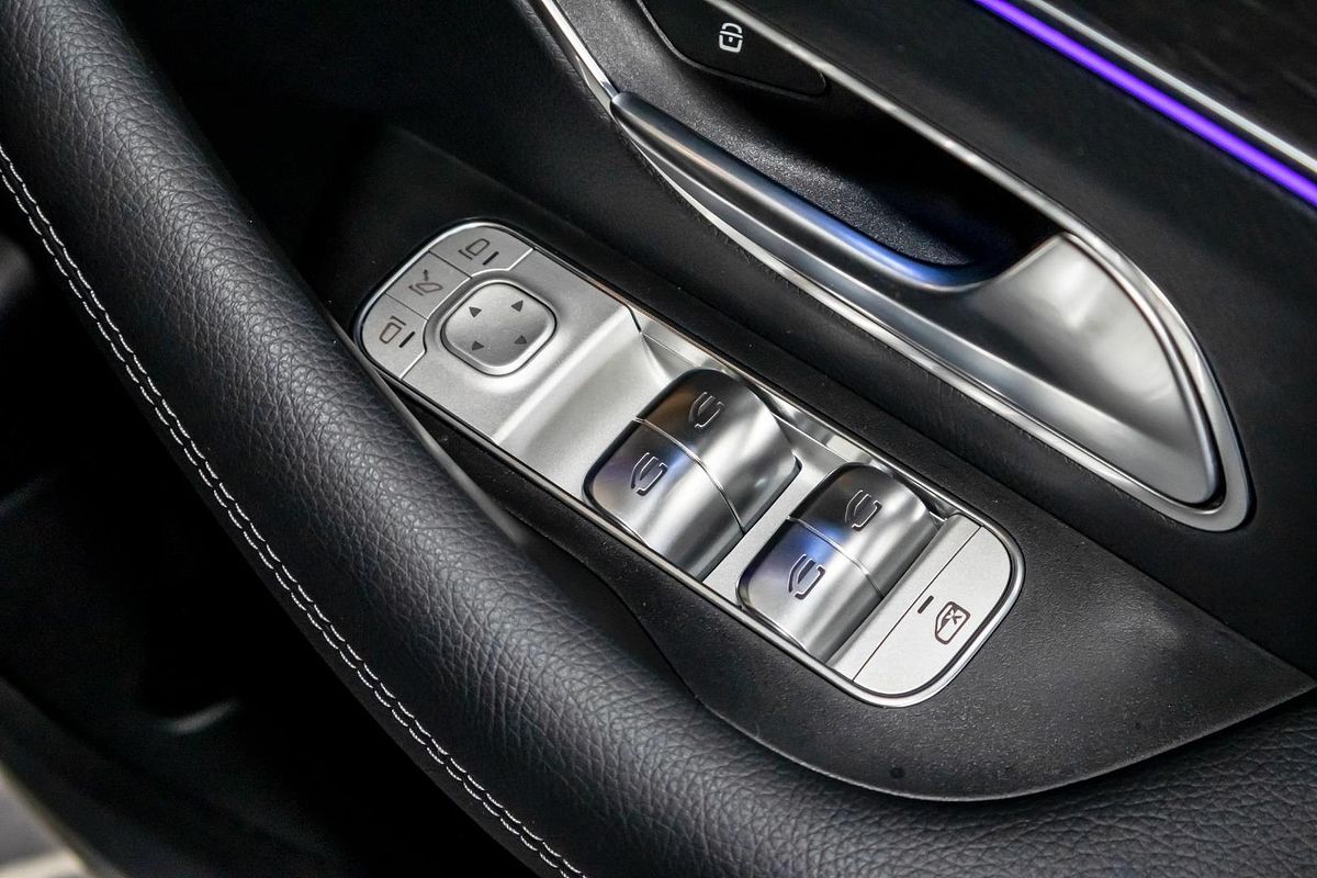 V167 805+055MY GLE300 d Editio n 7 WAG 9G 9sp