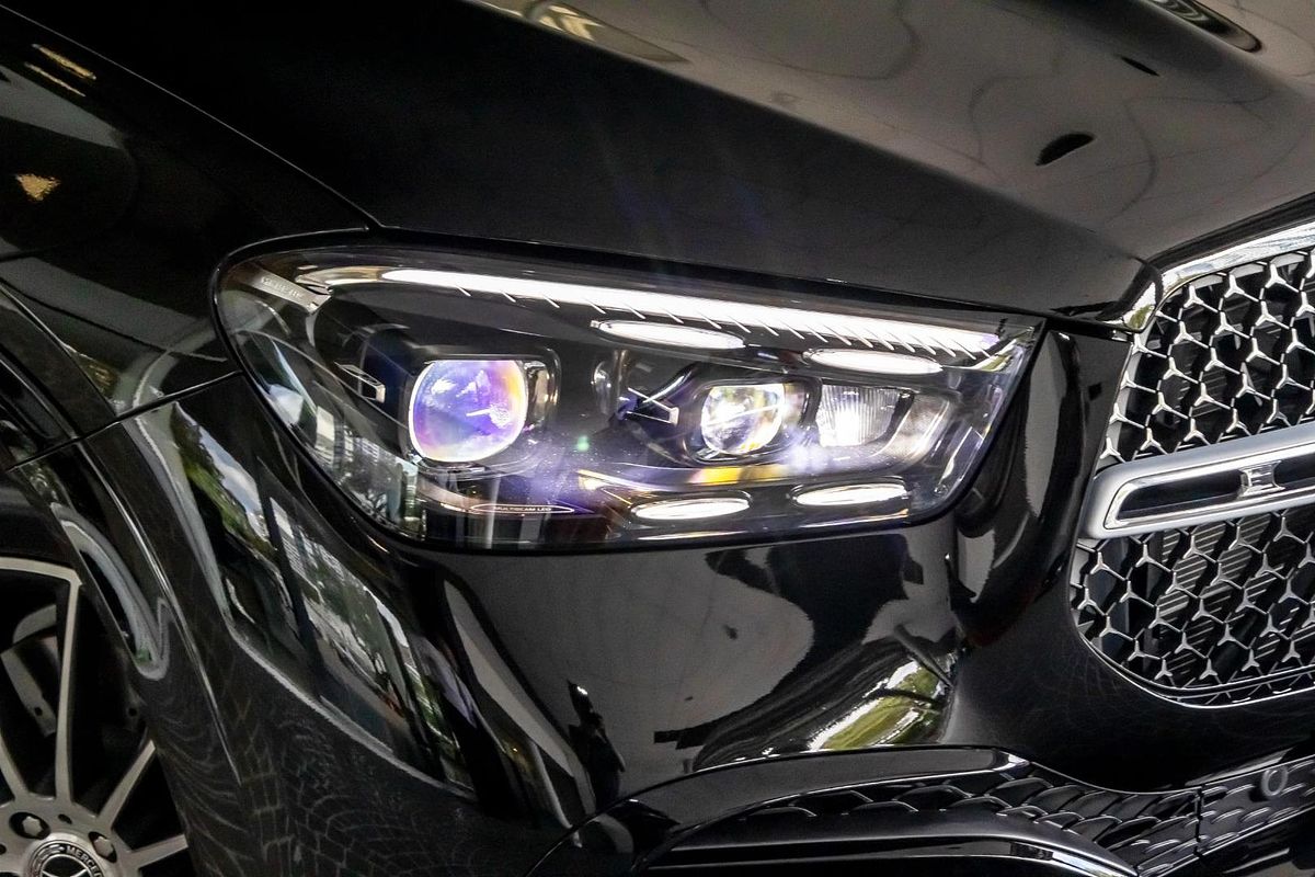 V167 805+055MY GLE300 d Editio n 7 WAG 9G 9sp