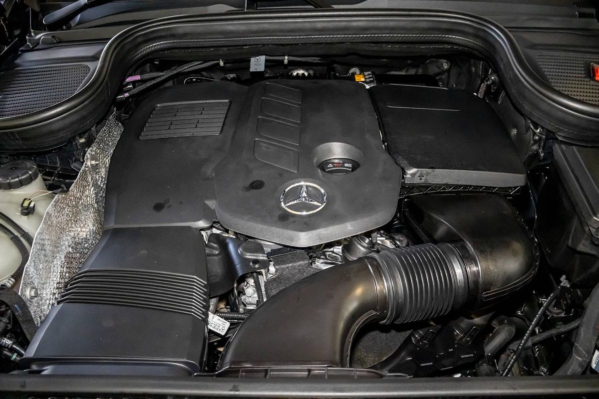 V167 805+055MY GLE300 d Editio n 7 WAG 9G 9sp