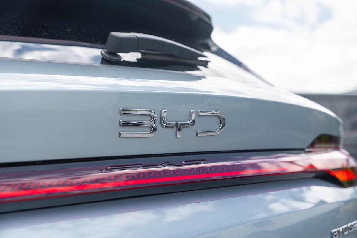 2024 BYD SEALION 6 Premium