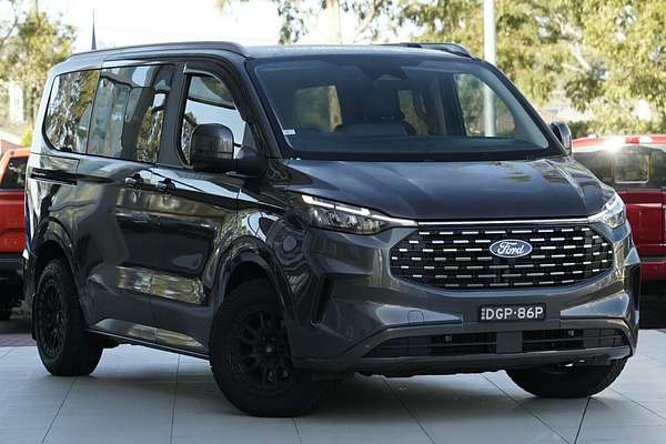 2025 Ford Tourneo Titanium X AV SWB