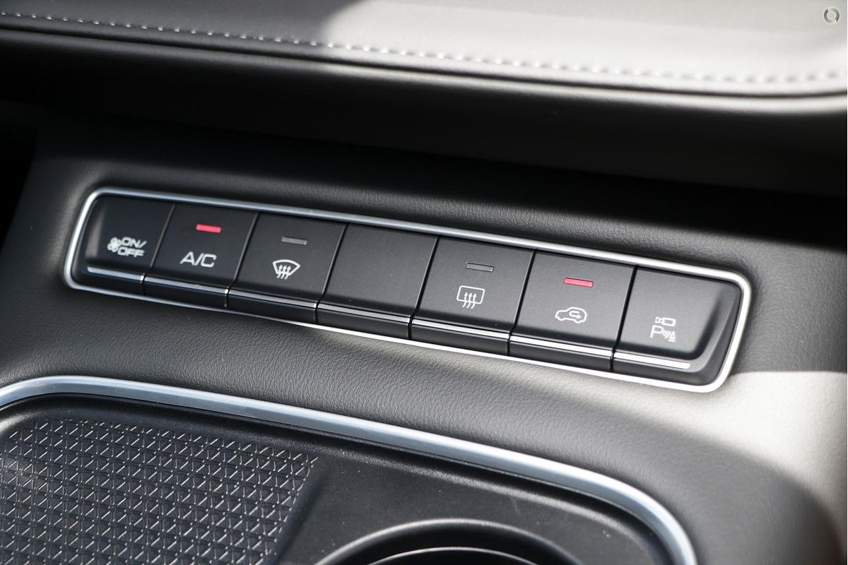 2025 GWM Haval H6 Lux PHEV B01