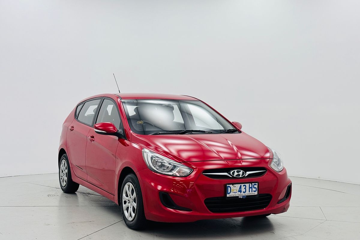 2013 HYUNDAI ACCENT ACTIVE 4 SP AUTOMATIC 5D HATCHBACK 4CYL