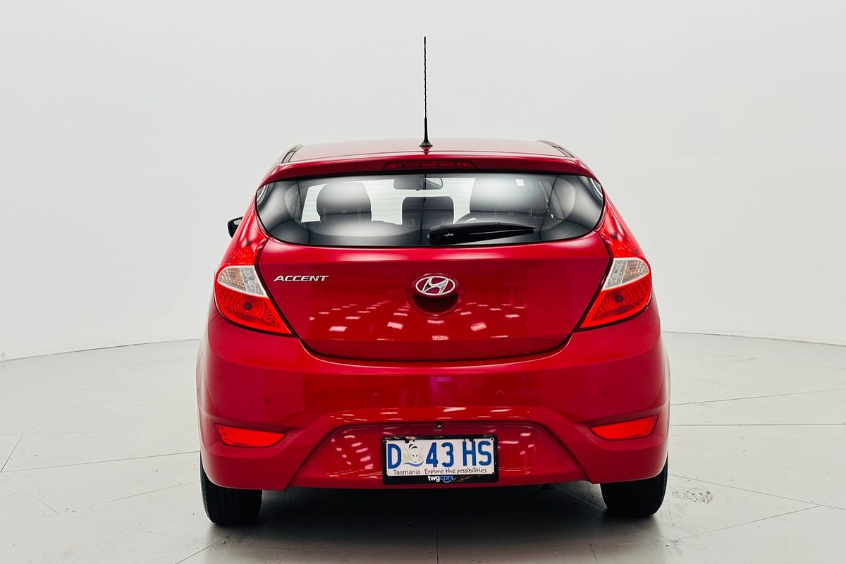 2013 HYUNDAI ACCENT ACTIVE 4 SP AUTOMATIC 5D HATCHBACK 4CYL