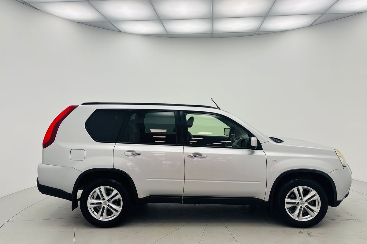 2013 NISSAN X-TRAIL ST (4x4) MAN 4D WAGON 4CYL