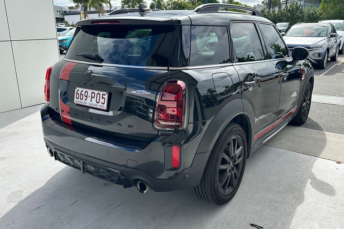 2023 MINI Countryman John Cooper Works Essential F60 LCI