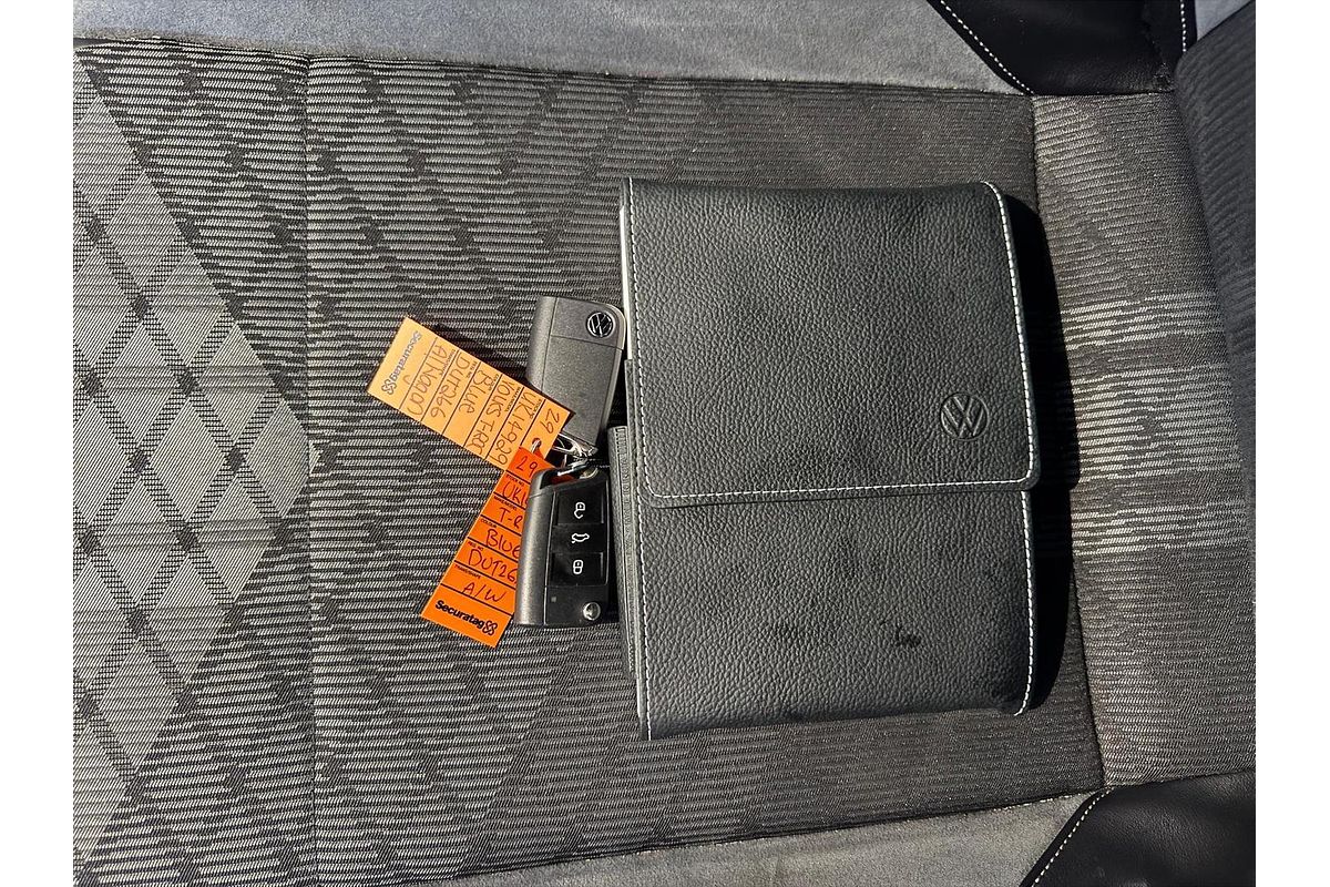 2023 Volkswagen T-Roc 140TSI R-Line D11