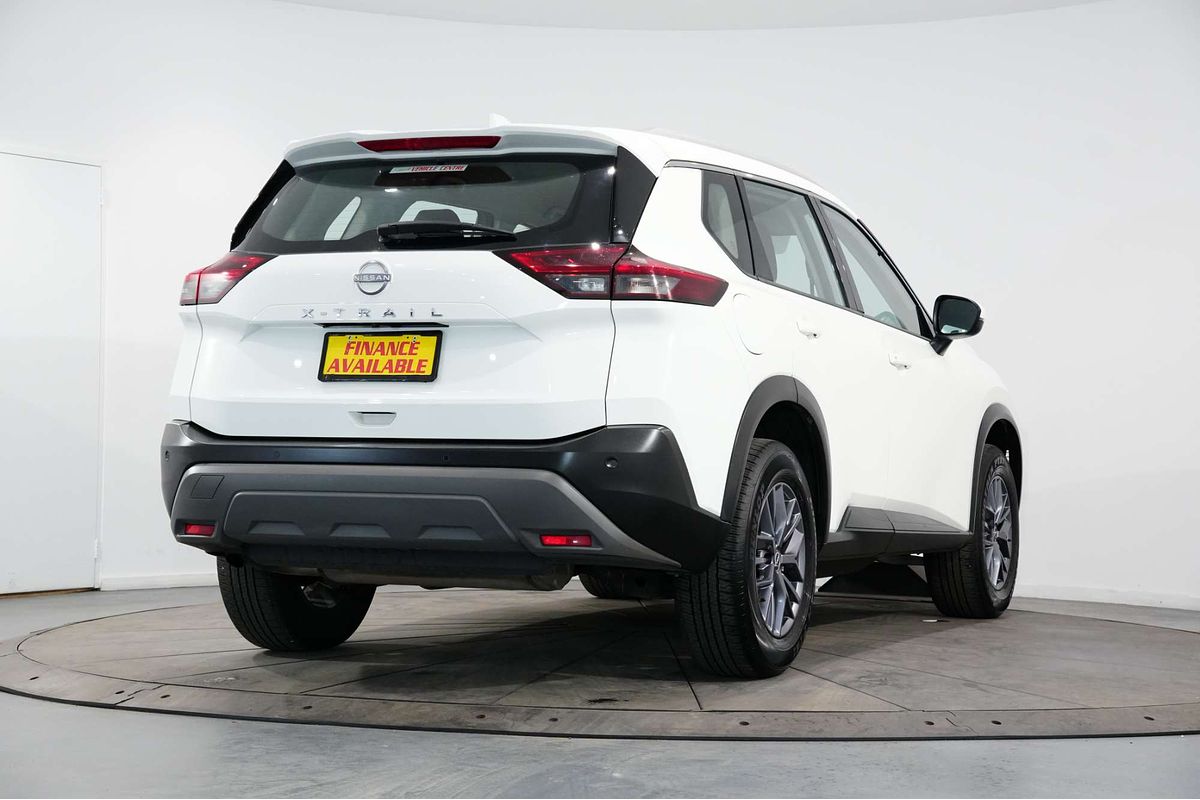 2025 Nissan X-TRAIL ST T33