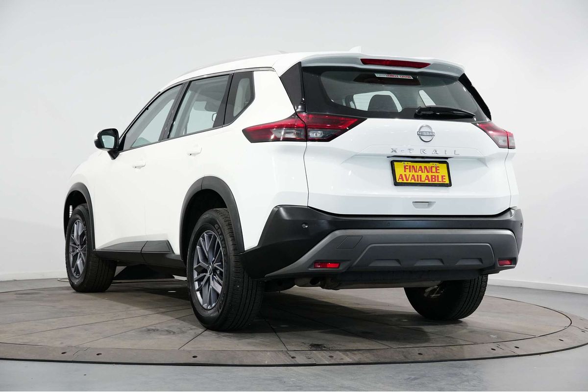 2025 Nissan X-TRAIL ST T33