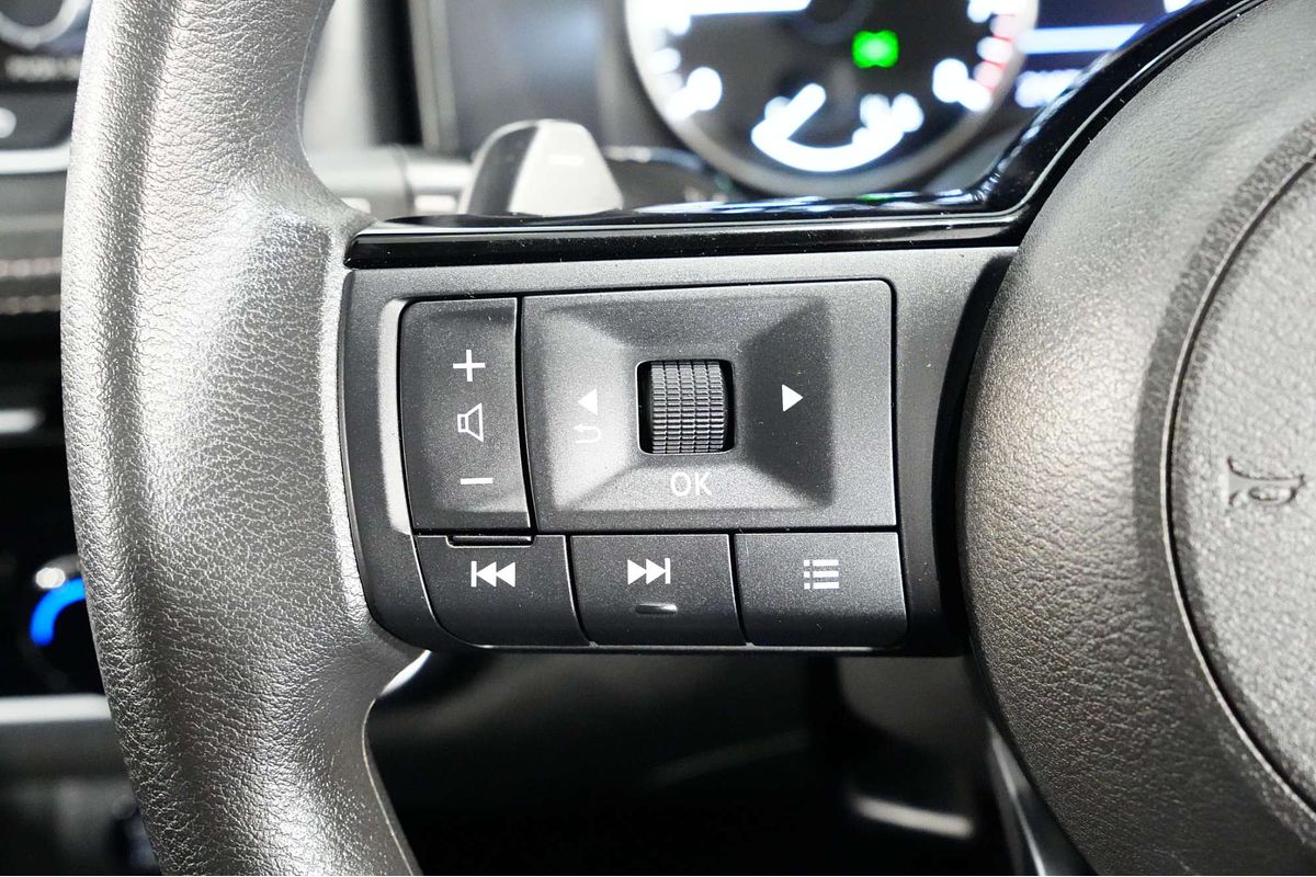 2025 Nissan X-TRAIL ST T33