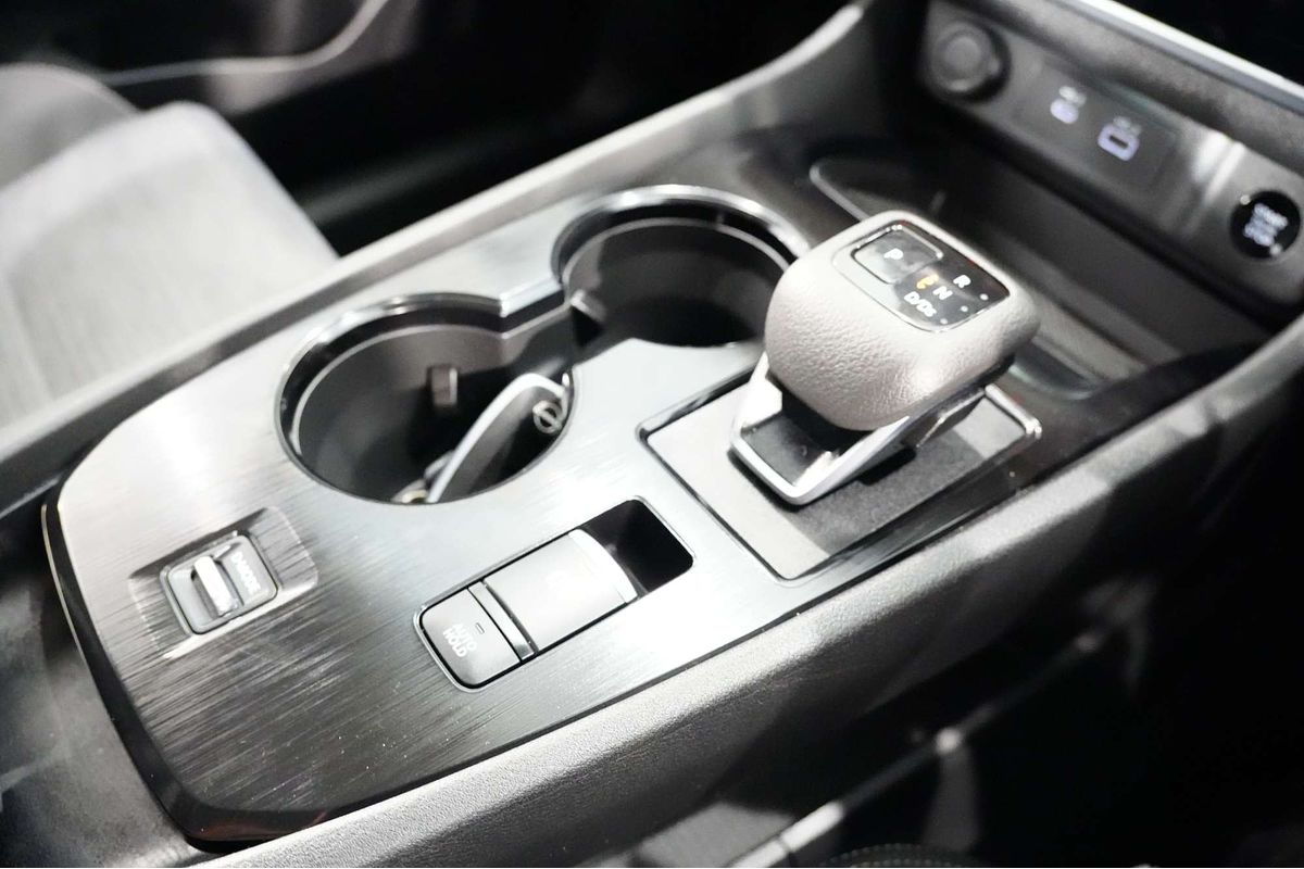 2025 Nissan X-TRAIL ST T33