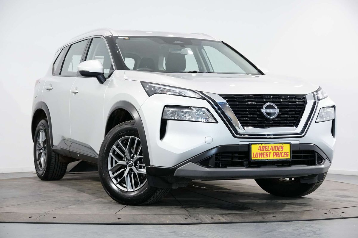 2024 Nissan X-TRAIL ST T33