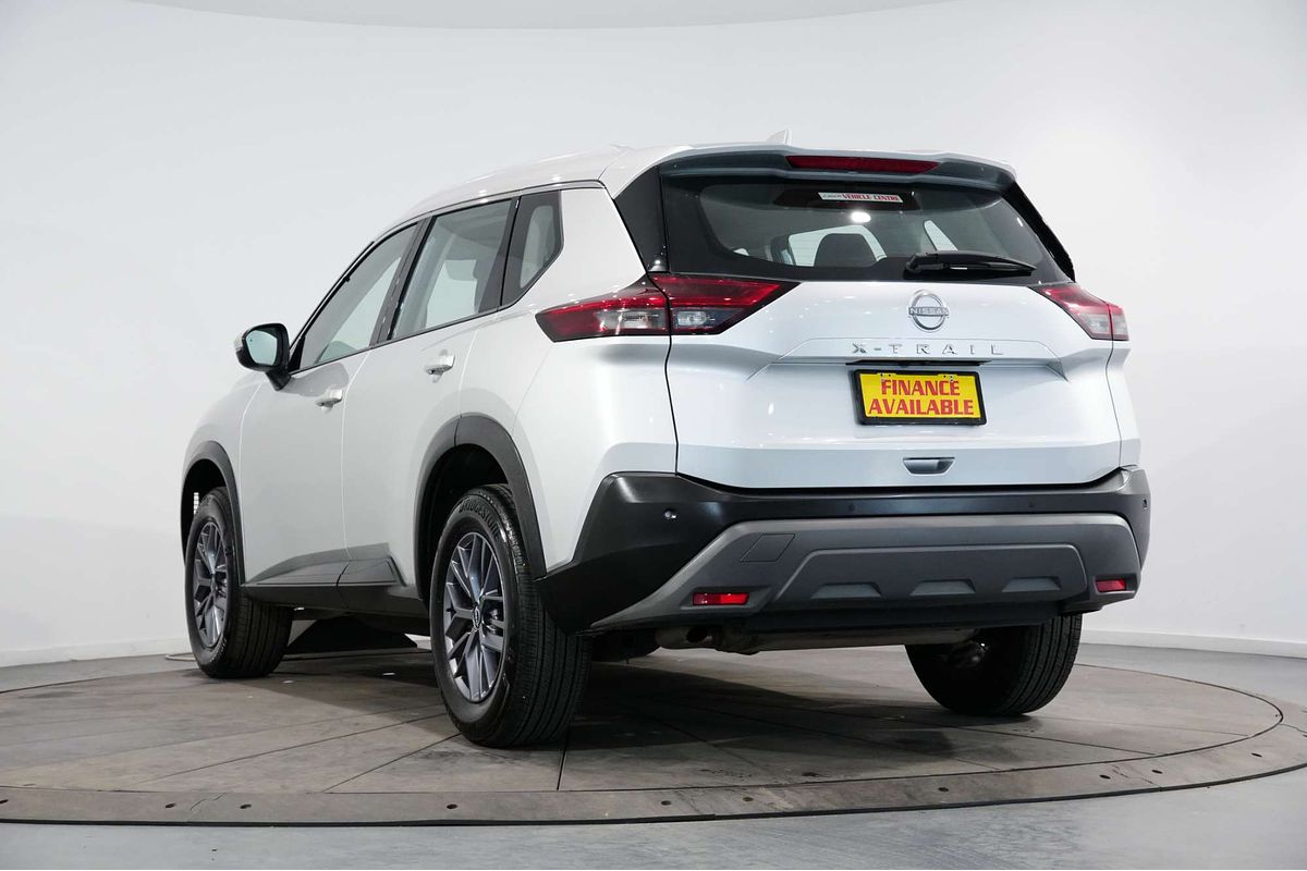 2024 Nissan X-TRAIL ST T33