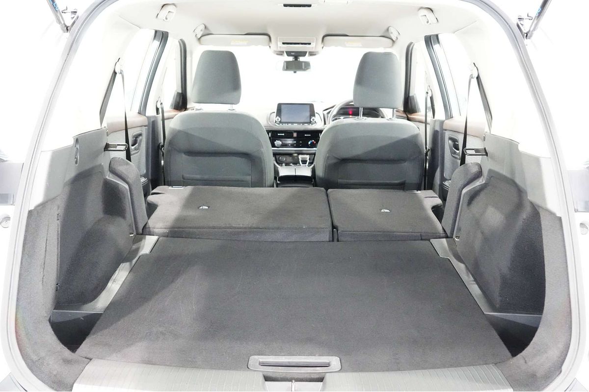 2024 Nissan X-TRAIL ST T33