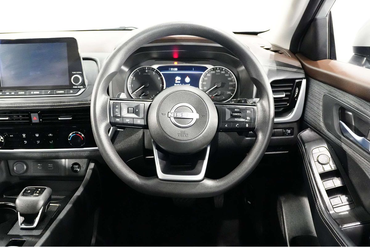 2024 Nissan X-TRAIL ST T33