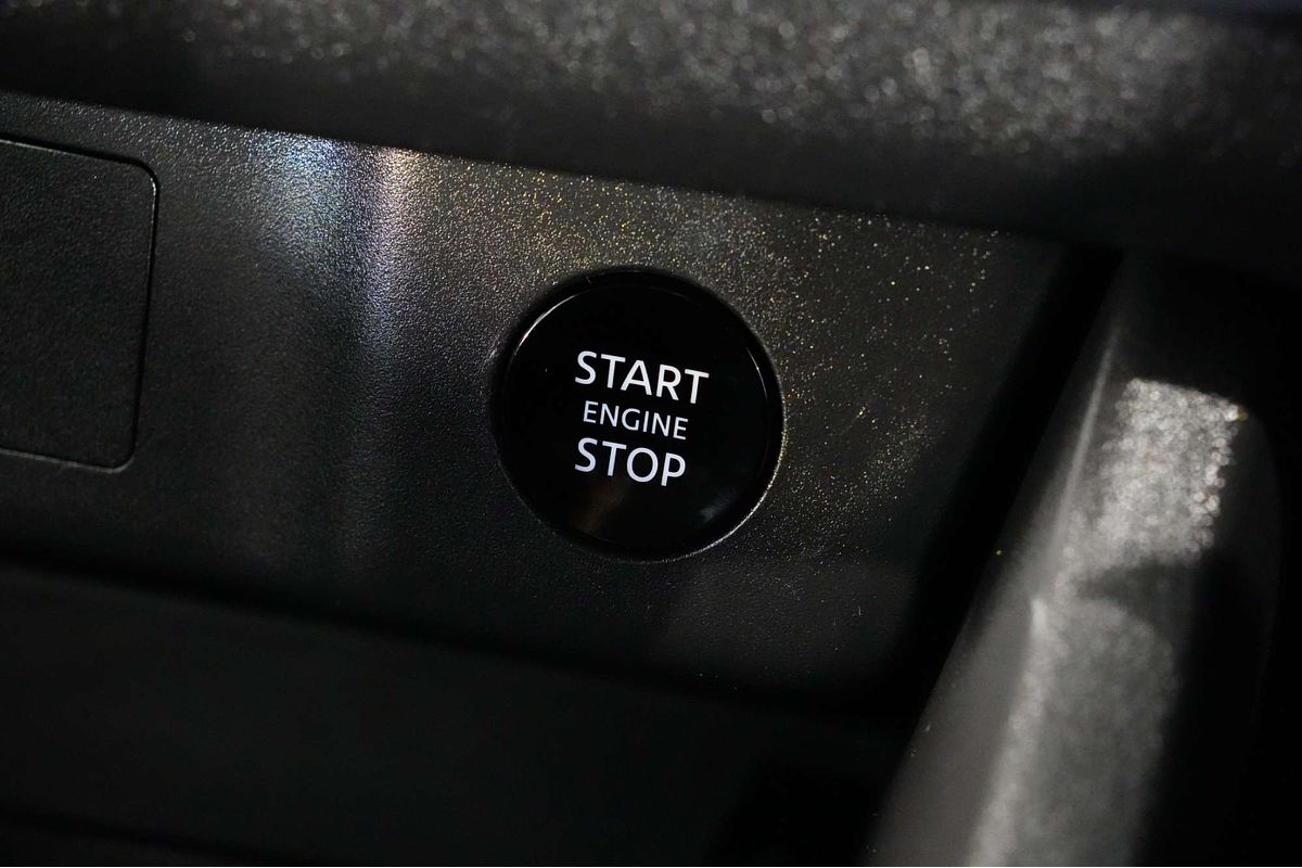 2024 Nissan X-TRAIL ST T33