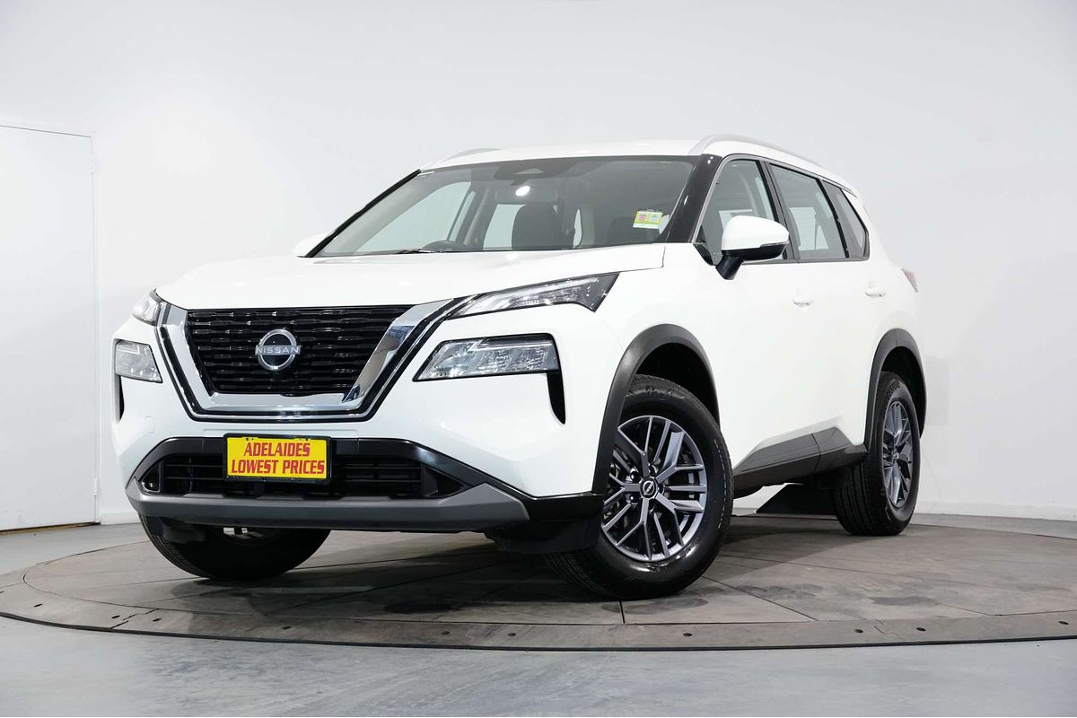 2024 Nissan X-TRAIL ST T33