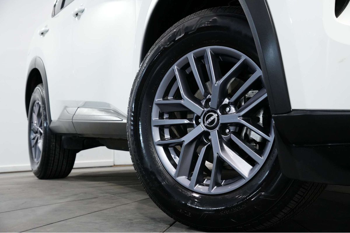 2024 Nissan X-TRAIL ST T33