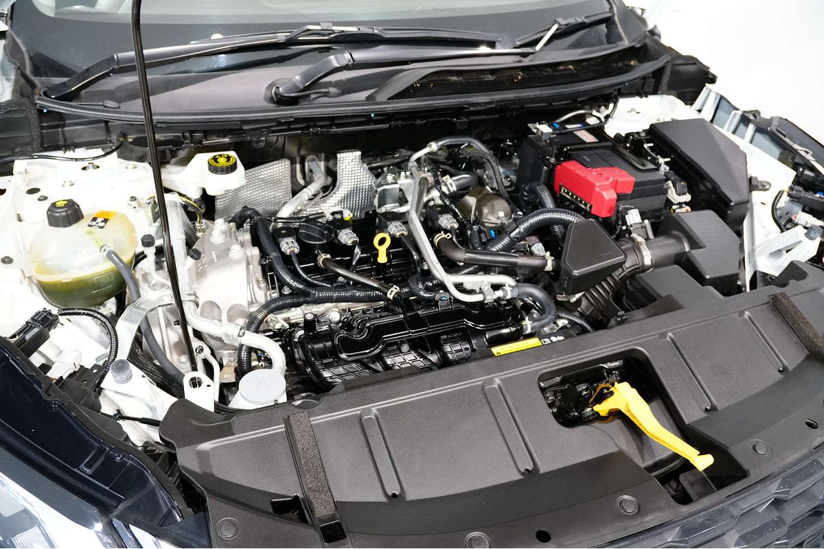 2024 Nissan X-TRAIL ST T33