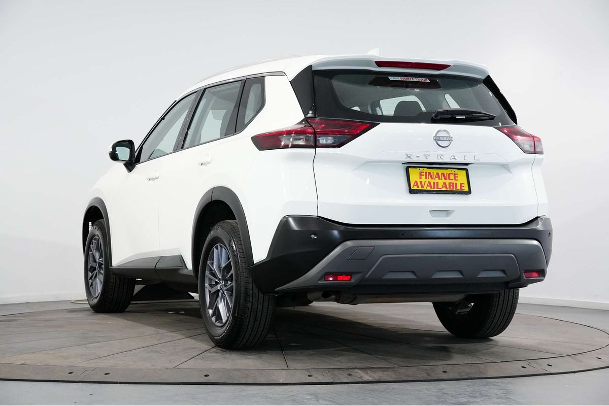 2024 Nissan X-TRAIL ST T33