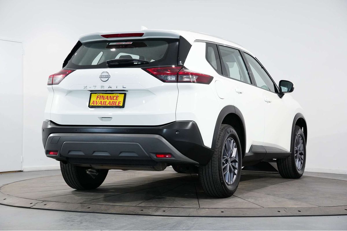 2024 Nissan X-TRAIL ST T33