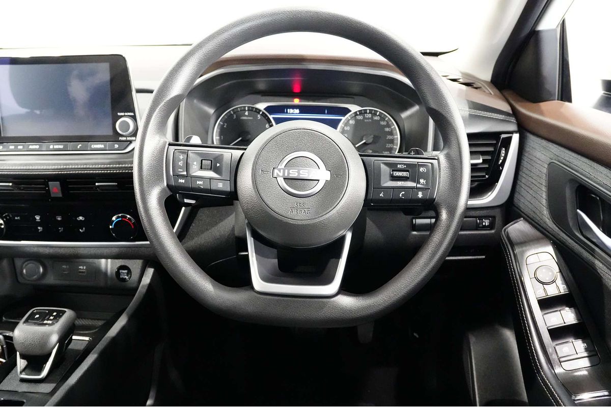 2024 Nissan X-TRAIL ST T33