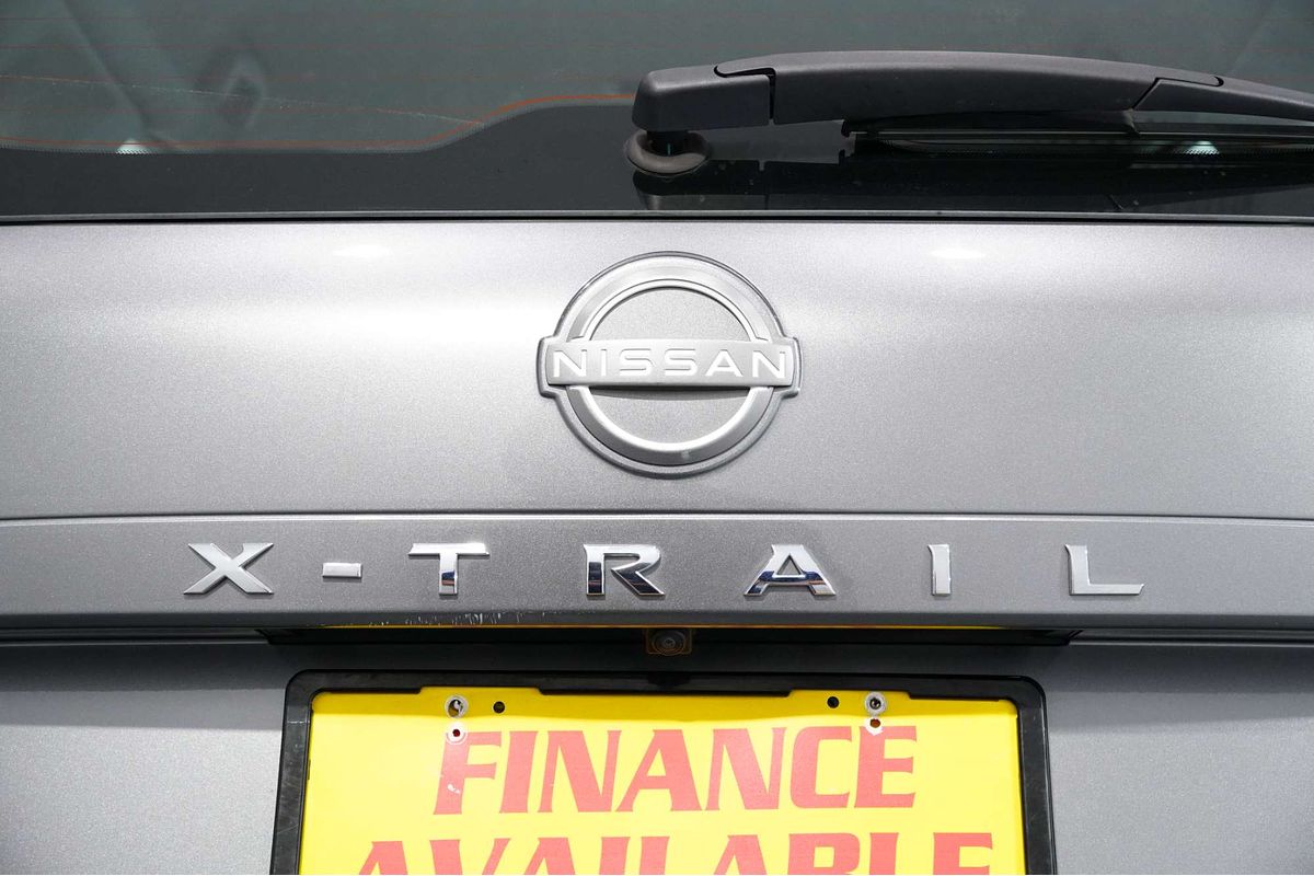 2024 Nissan X-TRAIL ST T33