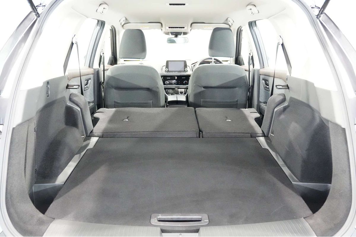 2024 Nissan X-TRAIL ST T33