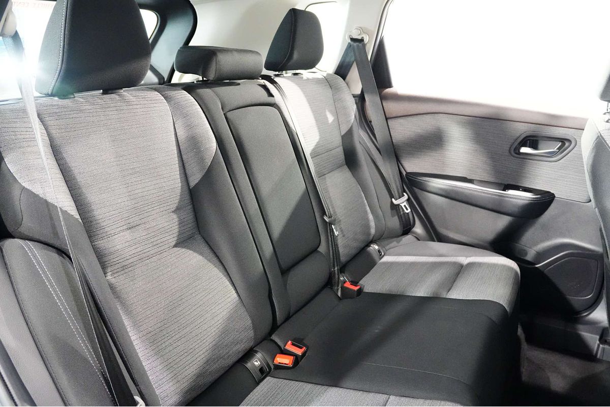 2024 Nissan X-TRAIL ST T33