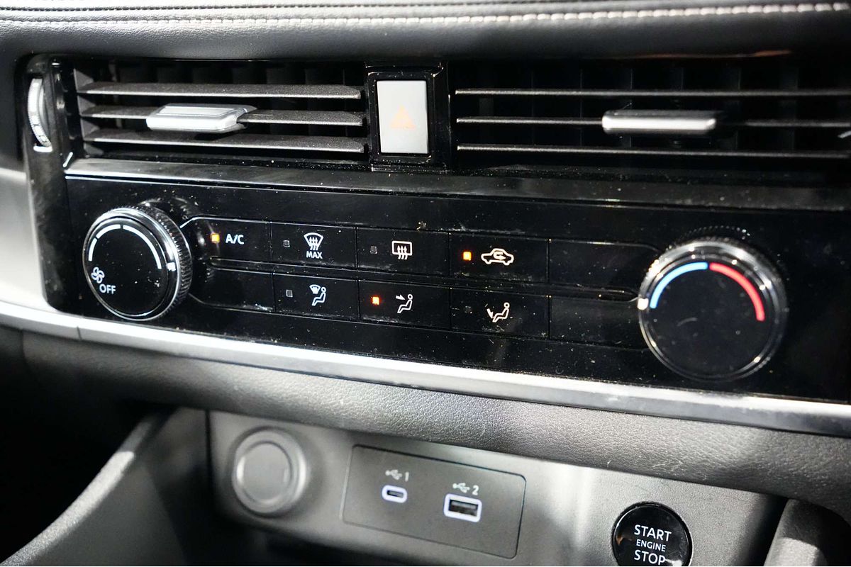 2024 Nissan X-TRAIL ST T33