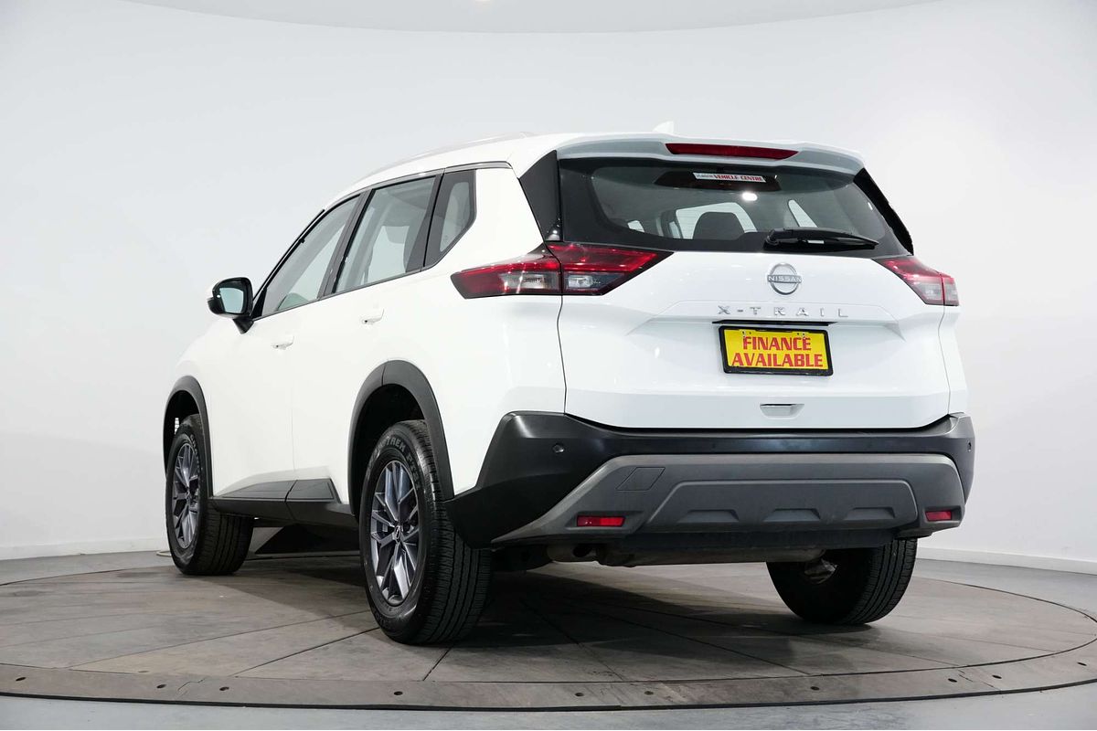 2025 Nissan X-TRAIL ST T33