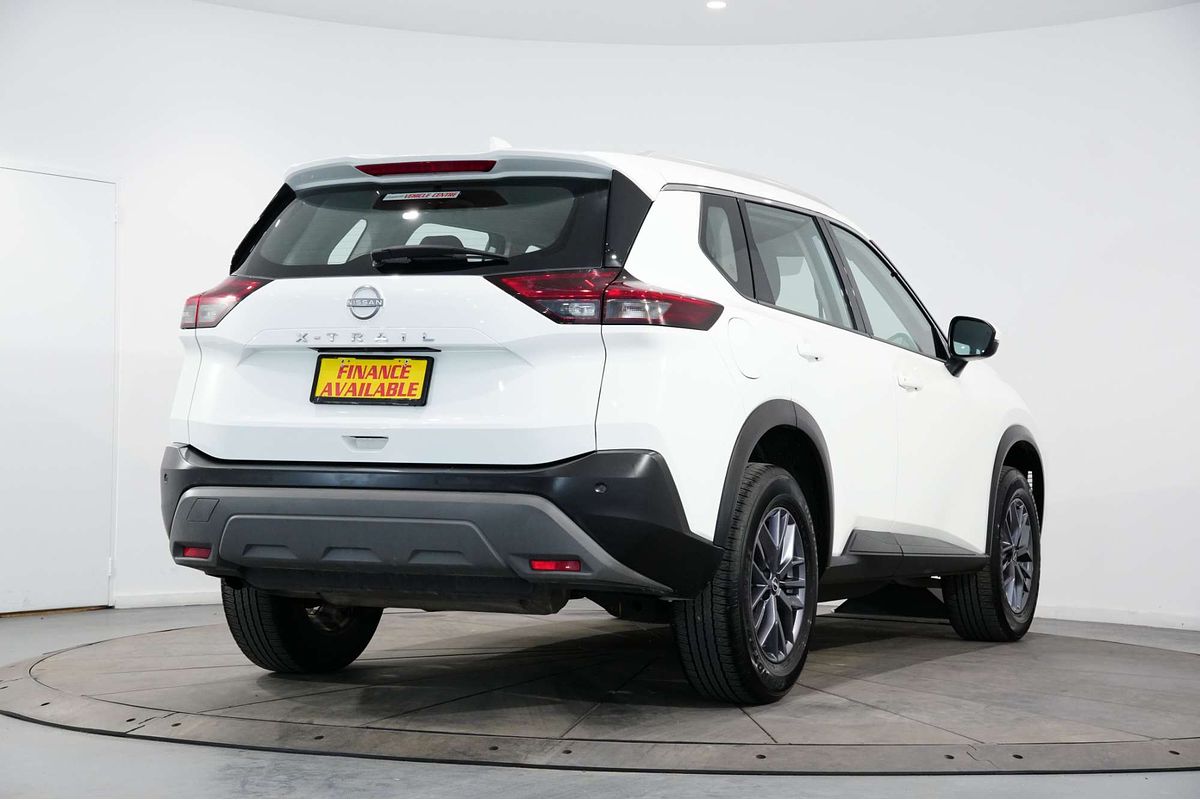 2025 Nissan X-TRAIL ST T33