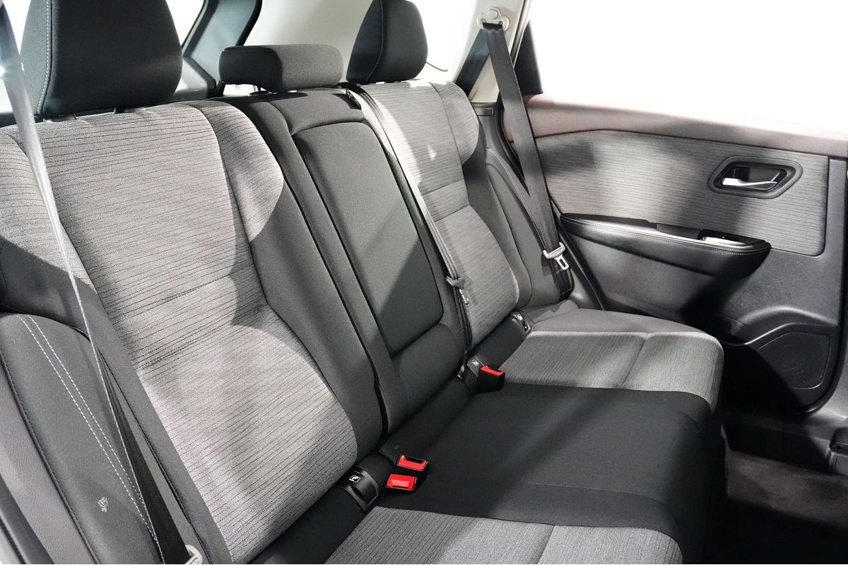 2025 Nissan X-TRAIL ST T33