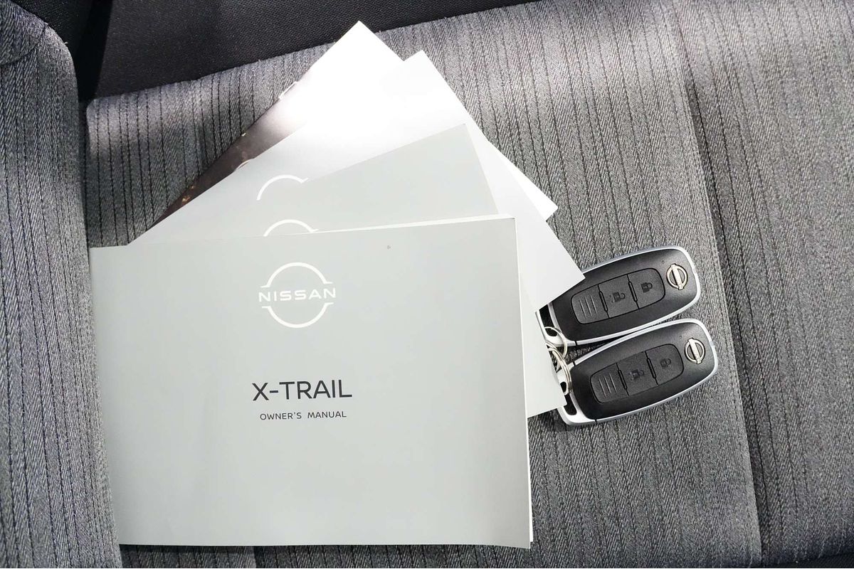 2025 Nissan X-TRAIL ST T33