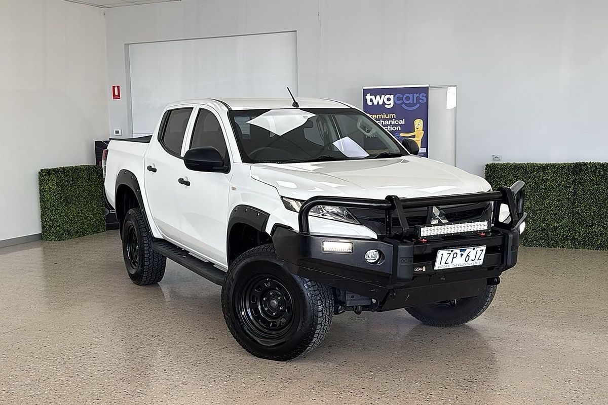 2020 Mitsubishi Triton GLX MR 4X4