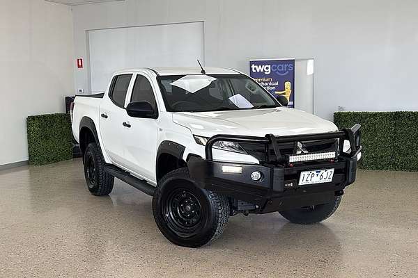 2020 Mitsubishi Triton GLX MR 4X4