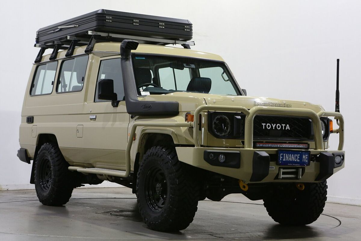 2025 Toyota Landcruiser GXL Troopcarrier GDJL78R