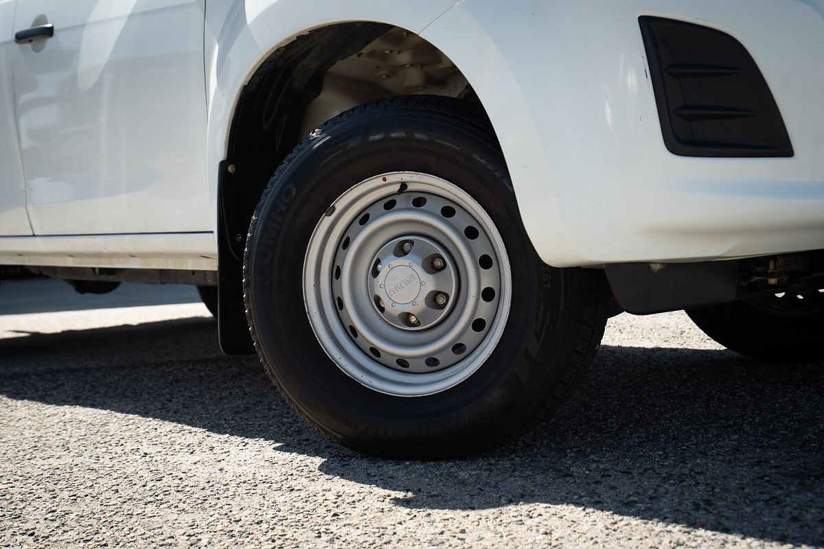 2019 Isuzu D-MAX SX 4X4