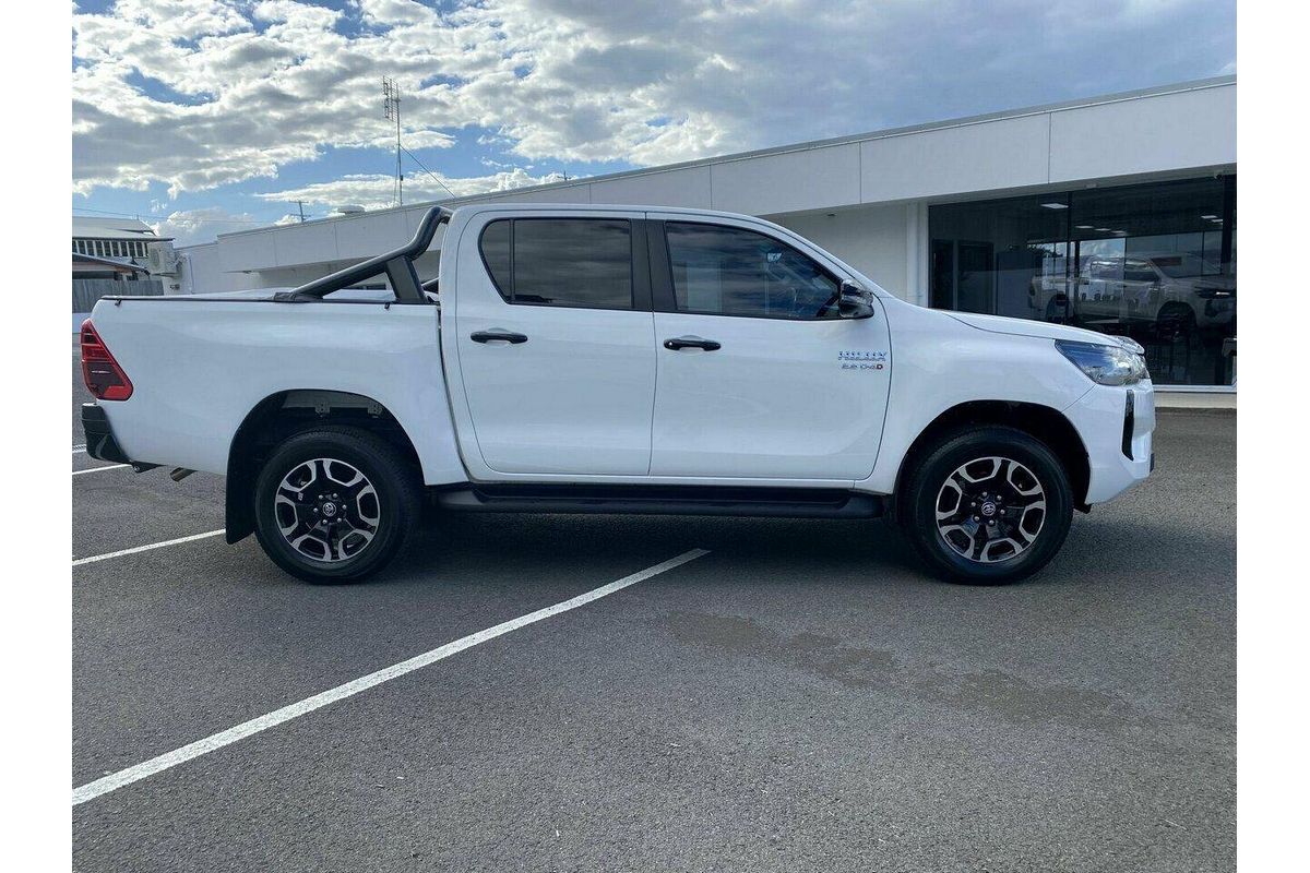 2025 Toyota Hilux SR 48V GUN227R 4X4
