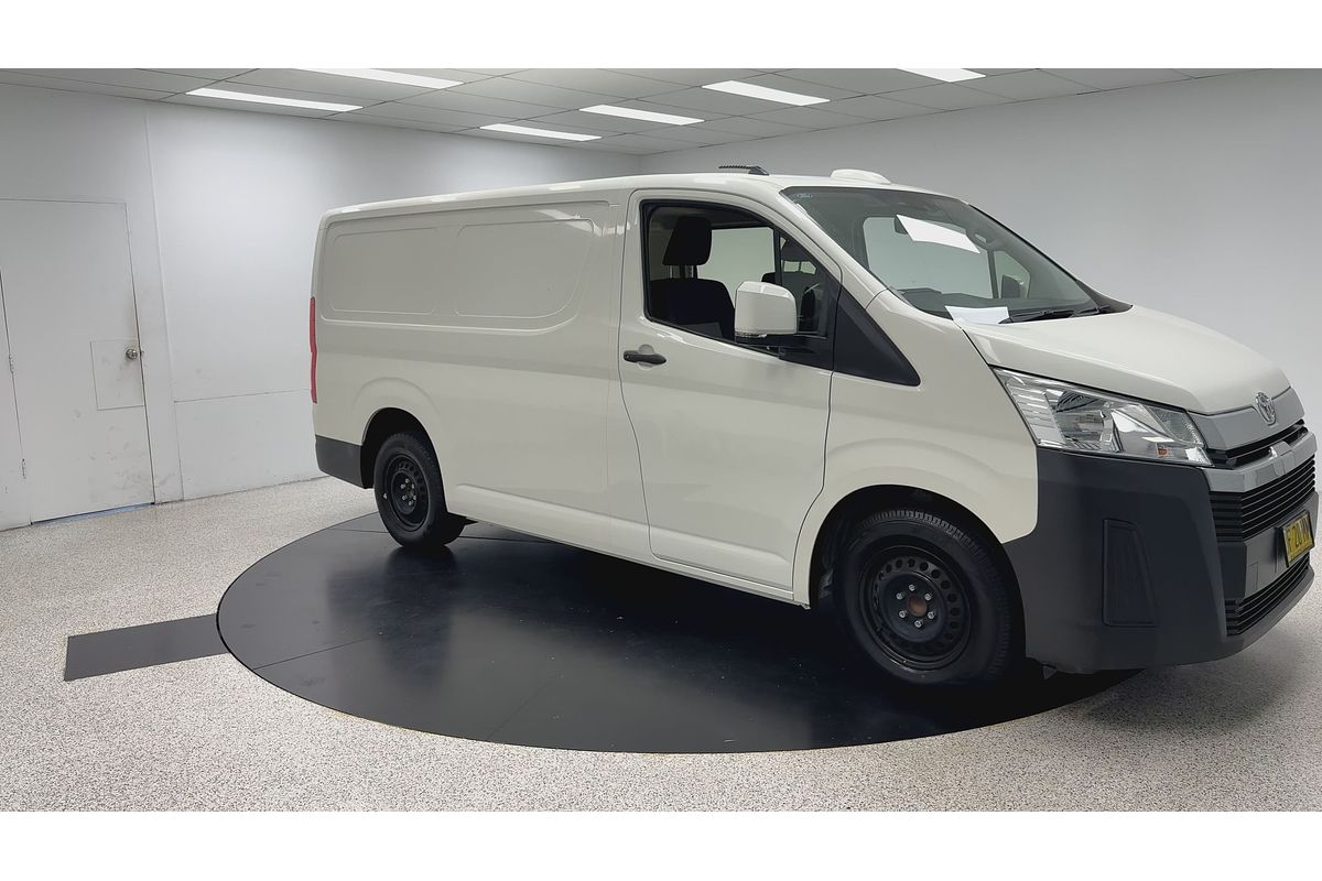 2022 Toyota Hiace GDH300R LWB